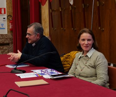 Padre Nino Basile e Daniela Milano